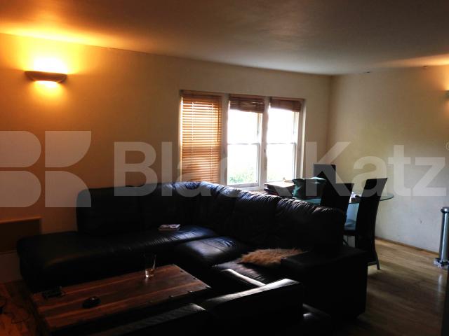 			3 Bedroom, 1 bath, 1 reception Flat			 Reed Place, Kenwyn Road, Clapham